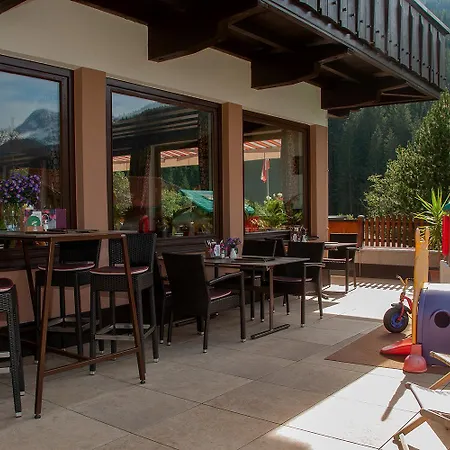 Riederhof 3*